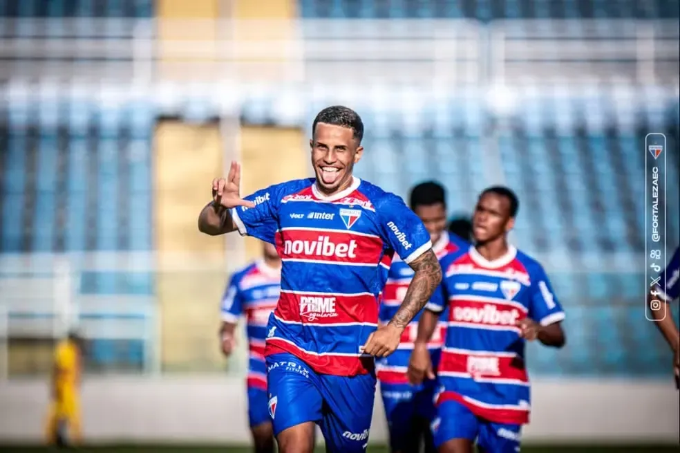 Kauê comemora gol pelo Fortaleza. Foto João Moura/Fortaleza EC