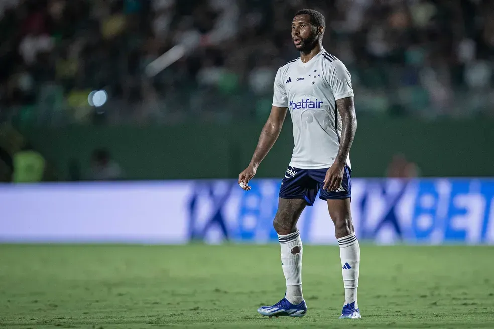Wesley em ação pelo Cruzeiro – Foto: Staff Imagens/Cruzeiro