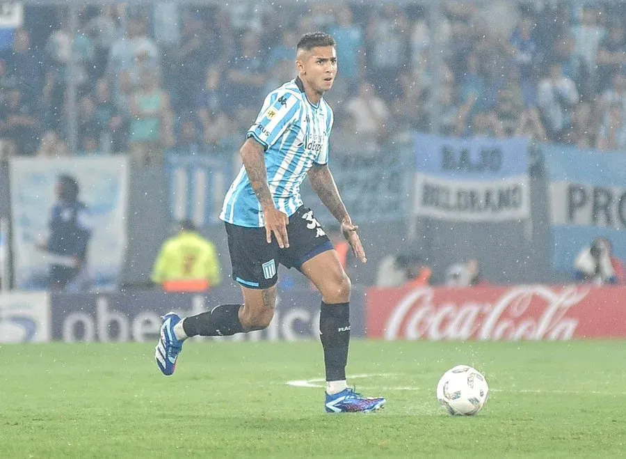 Agustín Almendra en la goleada de Racing ante San Lorenzo. (Foto: Prensa Racing)