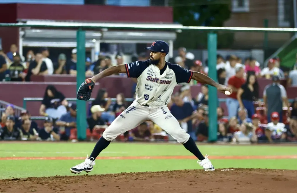 Stephen Tarpley 6 IP | 0 H | 0 R | 2 BB | 8 K vs Tecolotes de los Dos Laredos | Juego 3 Final Zona Norte (Cortesía LMB)