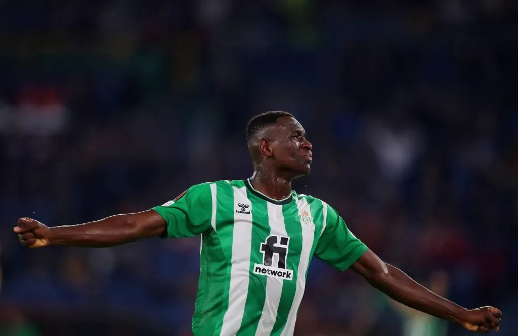 Luiz Henrique celebrando gol pelo Real Betis.  (Photo by Paolo Bruno/Getty Images)