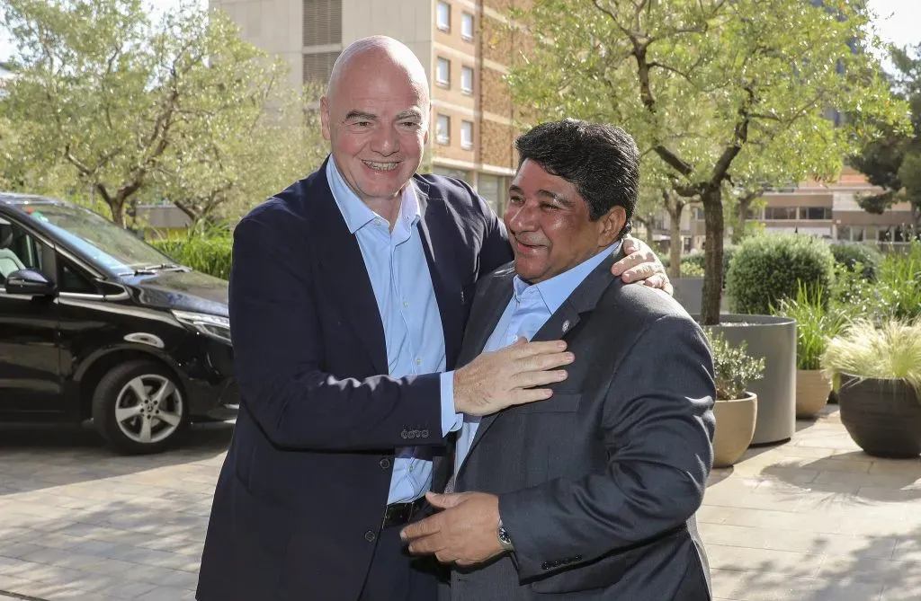 Ednaldo Rodrigues ao lado de Gianni Infantino. Foto: Flickr Oficial CBF/Joilson Marconne