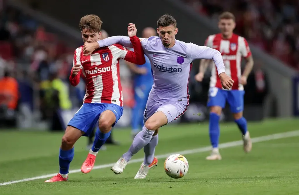 Lenglet em ação pelo Barcelona. (Photo by Gonzalo Arroyo Moreno/Getty Images)