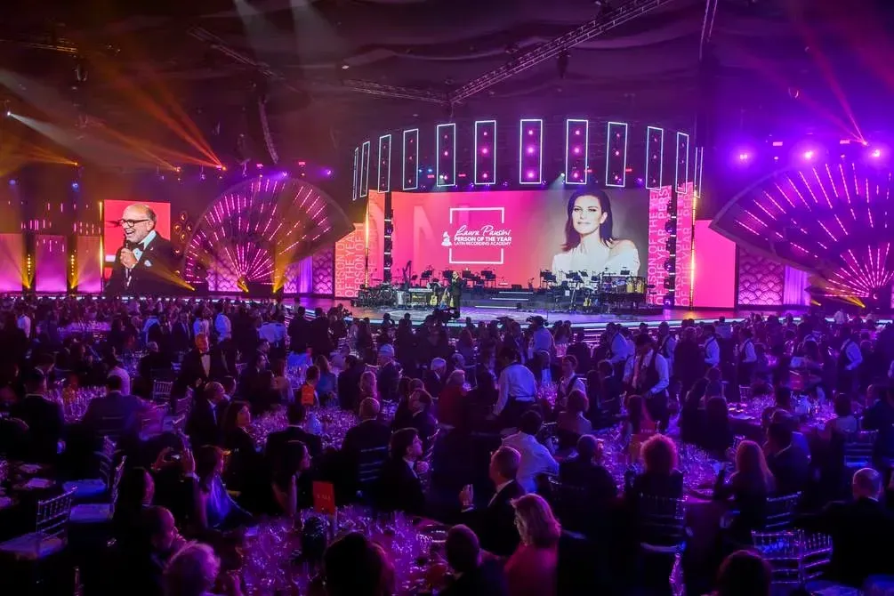 La gala de los Premios Grammy Latinos 2023.