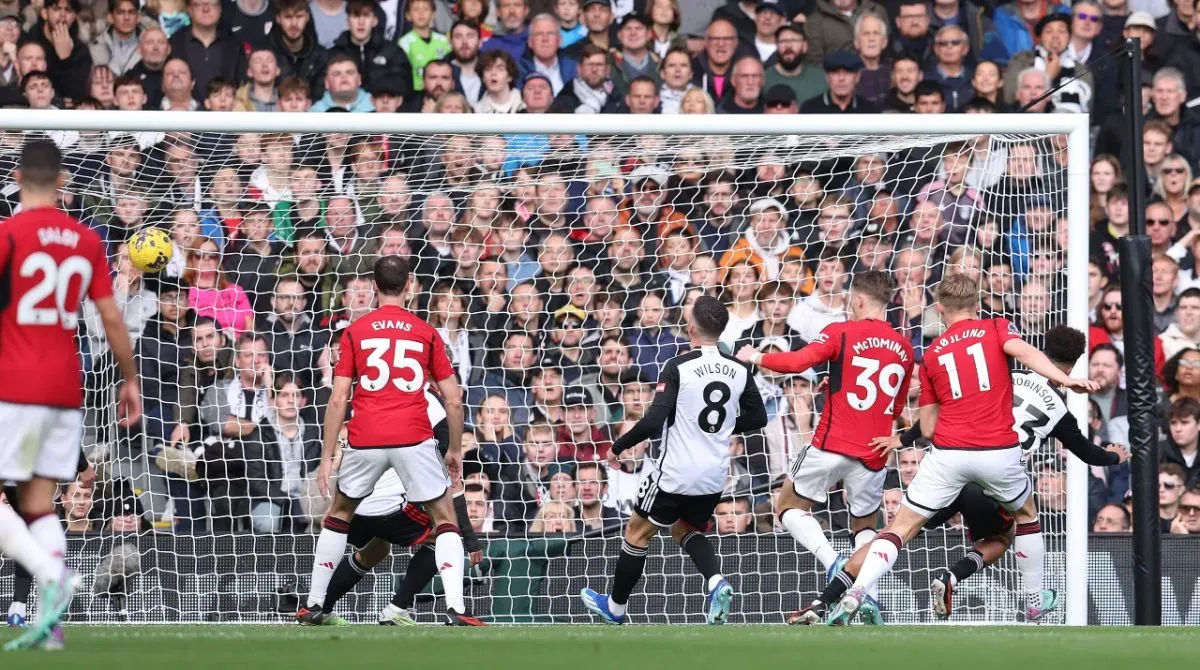 Scott McTominay saw his early goal ruled out for a controversial offside