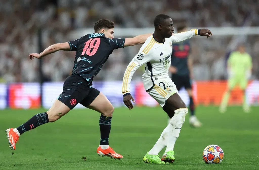 Mendy tem contrato até 2025. (Photo by Clive Brunskill/Getty Images)