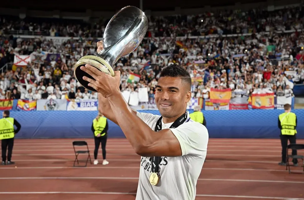 Casemiro comemora a Supercopa da Uefa 2022, pelo Real Madrid. Foto: IMAGO / Jan Huebner.