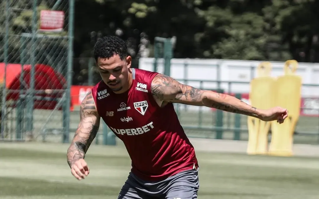 Luciano, participou dos treinos neste domingo e segue focado no duelo decisivo contra o Palmeiras. Foto: