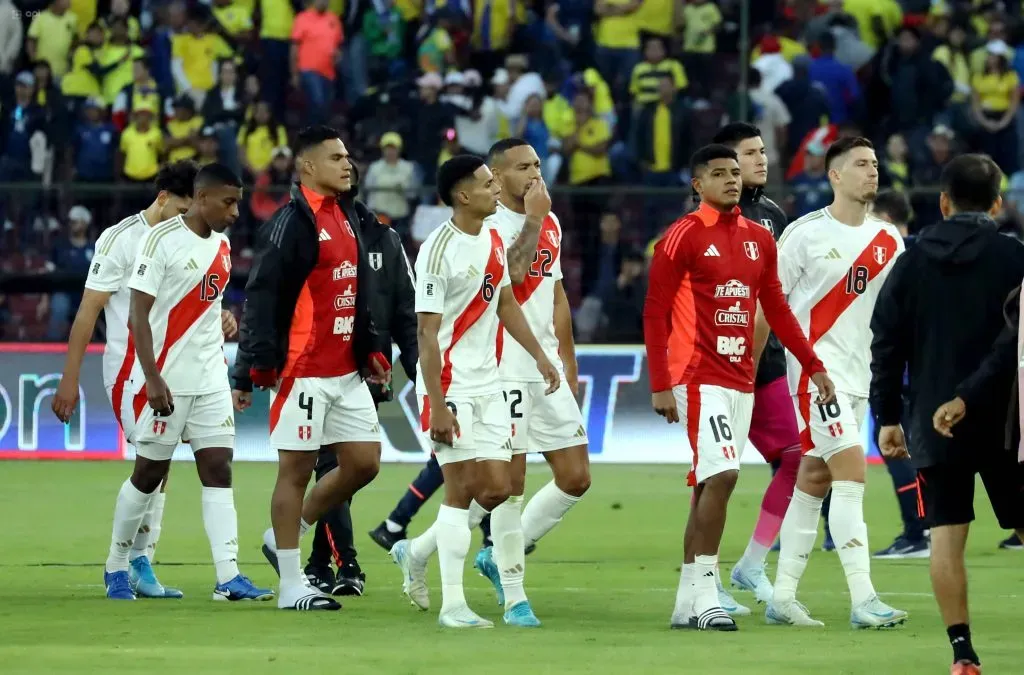 Selección Peruana después del partido contra Ecuador. (Foto: IMAGO).