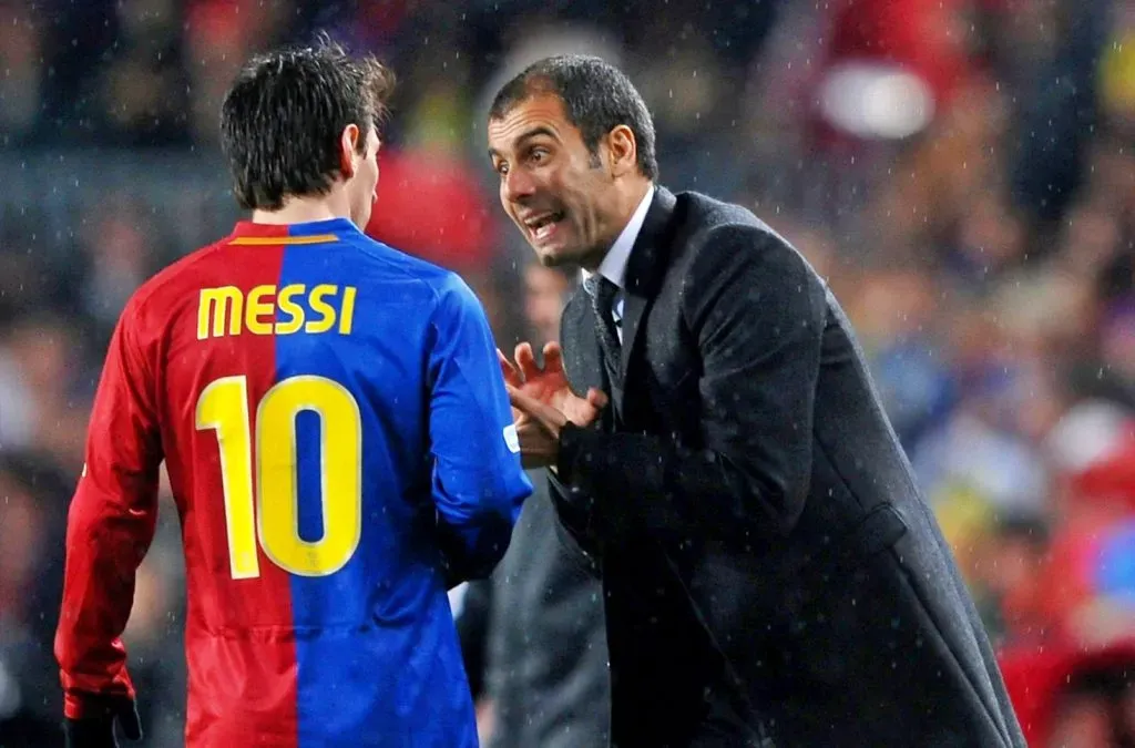 Pep Guardiola y Lionel Messi fueron parte clave del mejor Barcelona de la historia. | Foto: Getty Images.