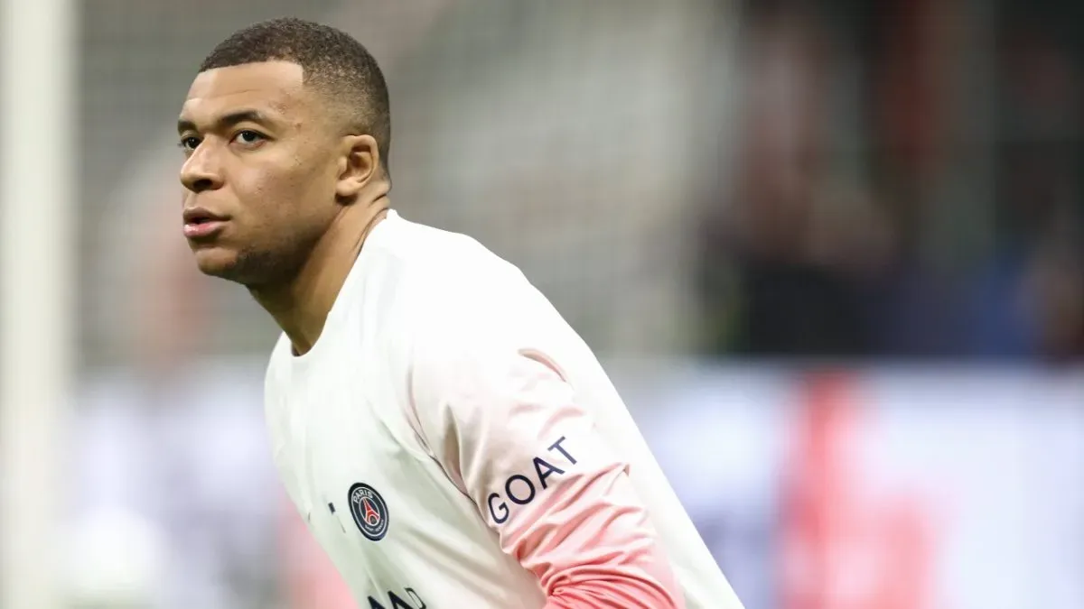 If Mbappe signs a new deal with PSG before moving to Real Madrid, Los Blancos will have to pay a major fee.