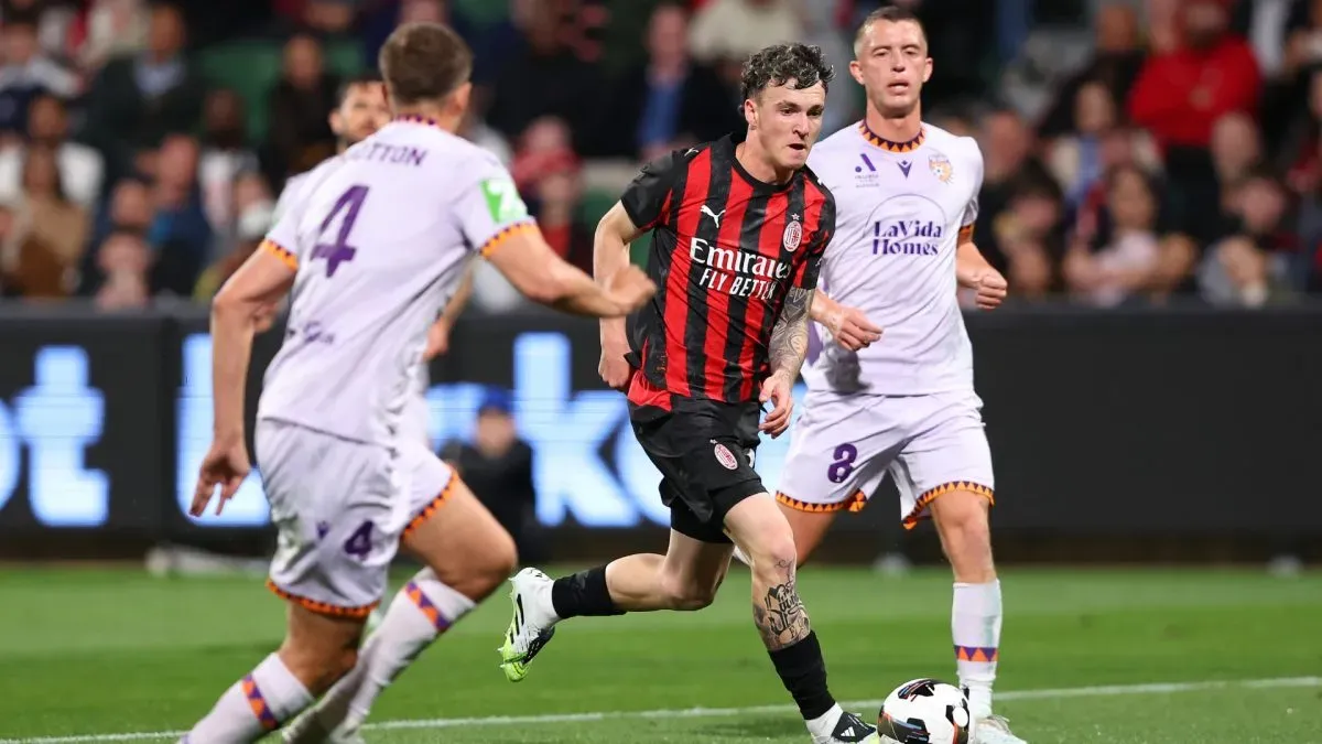 Alex Jimenez of AC Milan in action during the match between Perth Glory and AC Milan at HBF Park on July 31, 2025 in Perth, Australia.