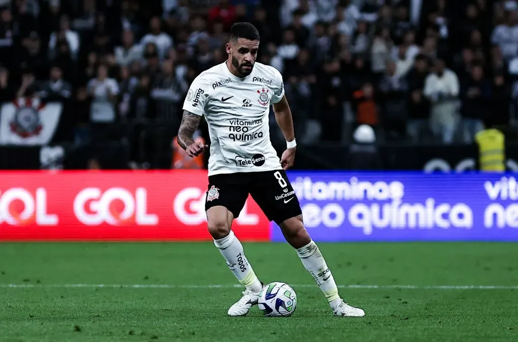 Renato Augusto jogador do Corinthians durante partida contra o Bahia no estadio Arena Corinthians pelo campeonato Brasileiro A 2023. Foto: Fabio Giannelli/AGIF