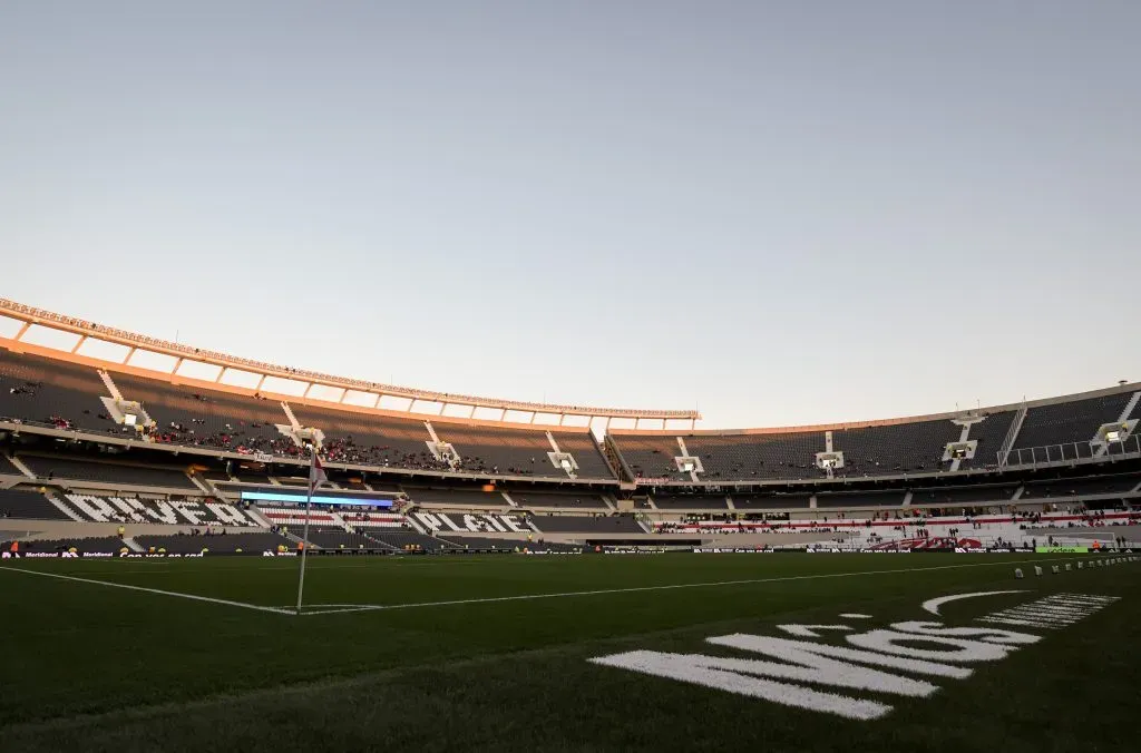 El Monumental se prepara para una nueva noche de Libertadores con visitantes. (Getty Images)