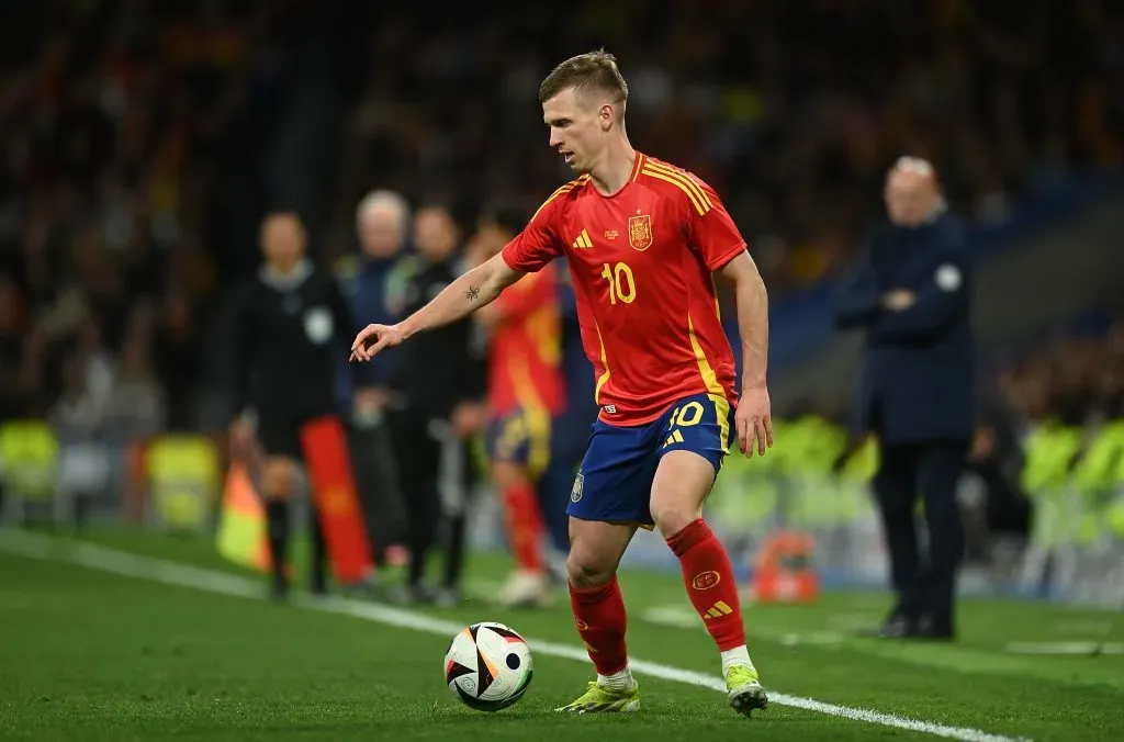 Olmo em ação pela Espanha. (Photo by Denis Doyle/Getty Images)