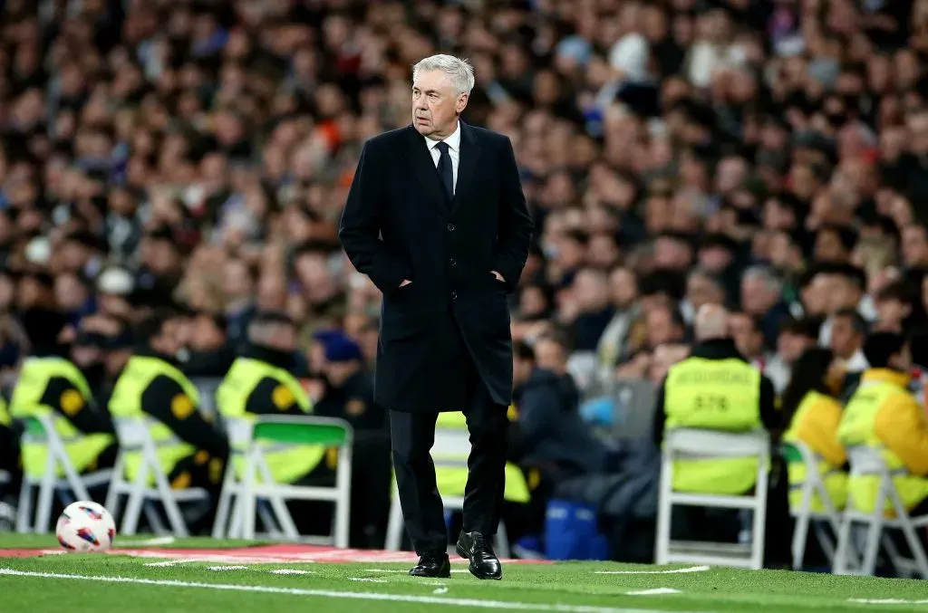 Ancelotti espera por reforços. (Photo by Florencia Tan Jun/Getty Images)