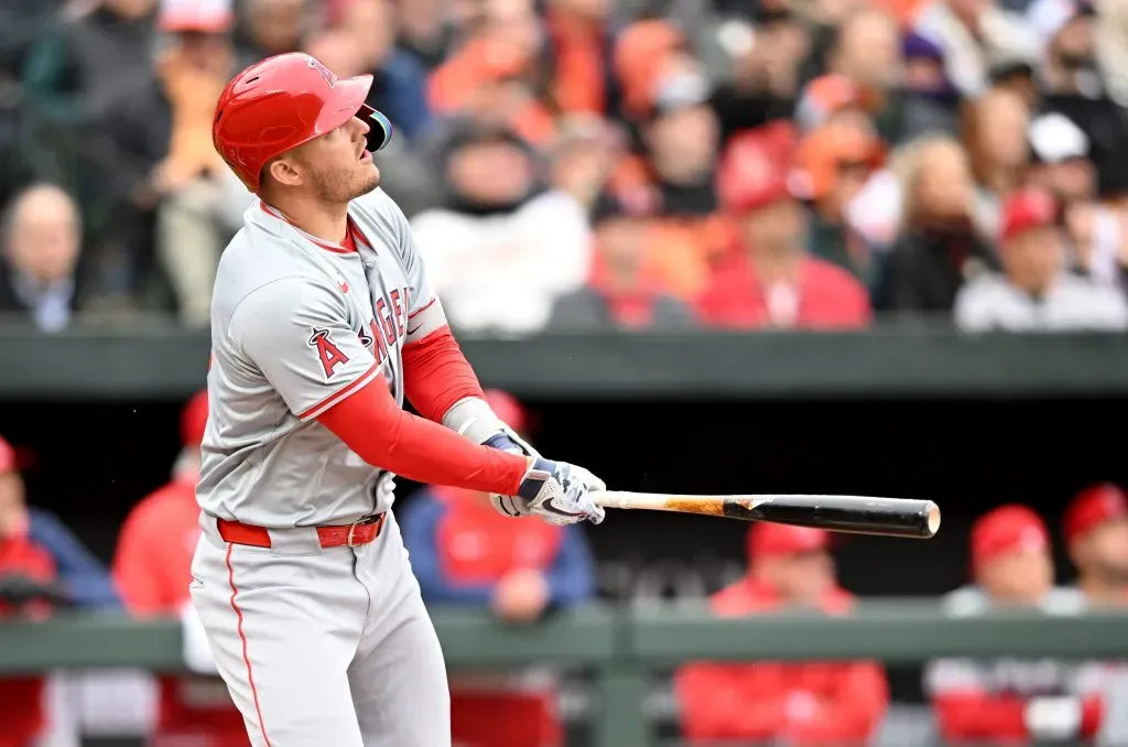 Mike Trout conectó el primer HR de la temporada 2024 de las Grandes Ligas | 28 de marzo 2024 vs Orioles de Baltimore, Oriole Park at Camden Yards (Getty Images)