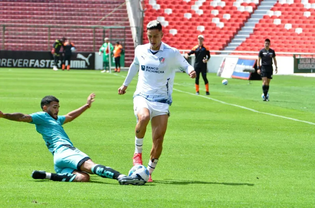 Miguel Parrales está sumando sus primeros partidos con Liga de Quito. (Foto: @LDU_Oficial)