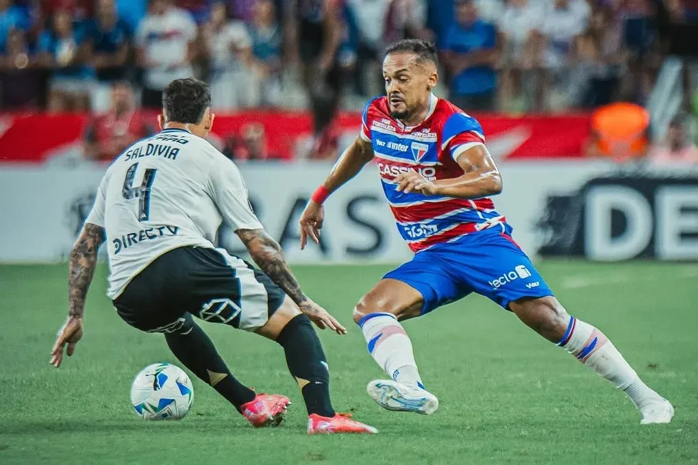 Colo Colo tuvo una jornada para el olvido en Brasil