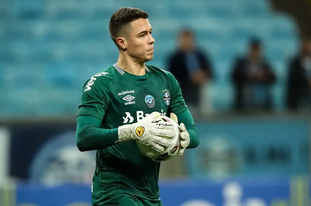 Foto: Pedro H. Tesch/AGIF – Brenno: pode deixar o Grêmio em breve