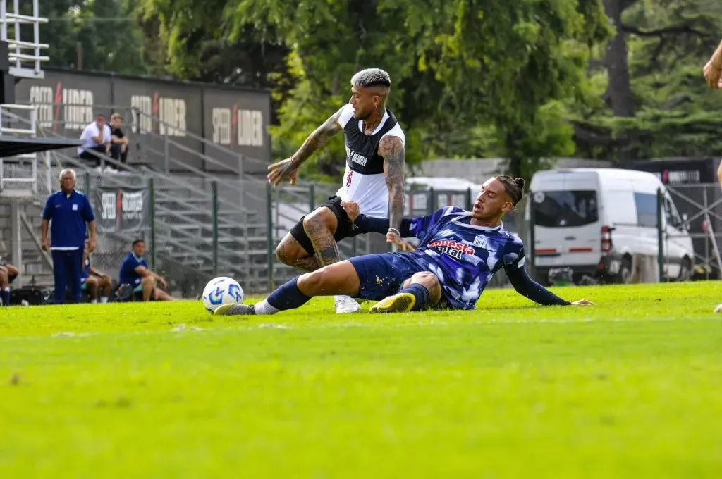 Erick Noriega jugando en Argentina. (Foto: Deportivo Riestra).