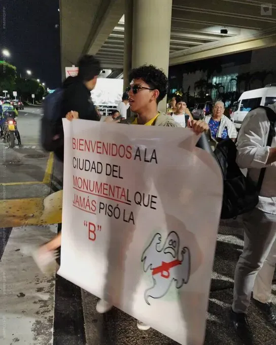 El mensaje del hincha para River Plate. (Foto: @SidneyGalarza en MrOFF)