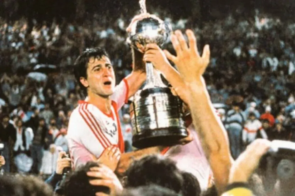 Norberto Alonso, emocionado con la Copa Libertadores.