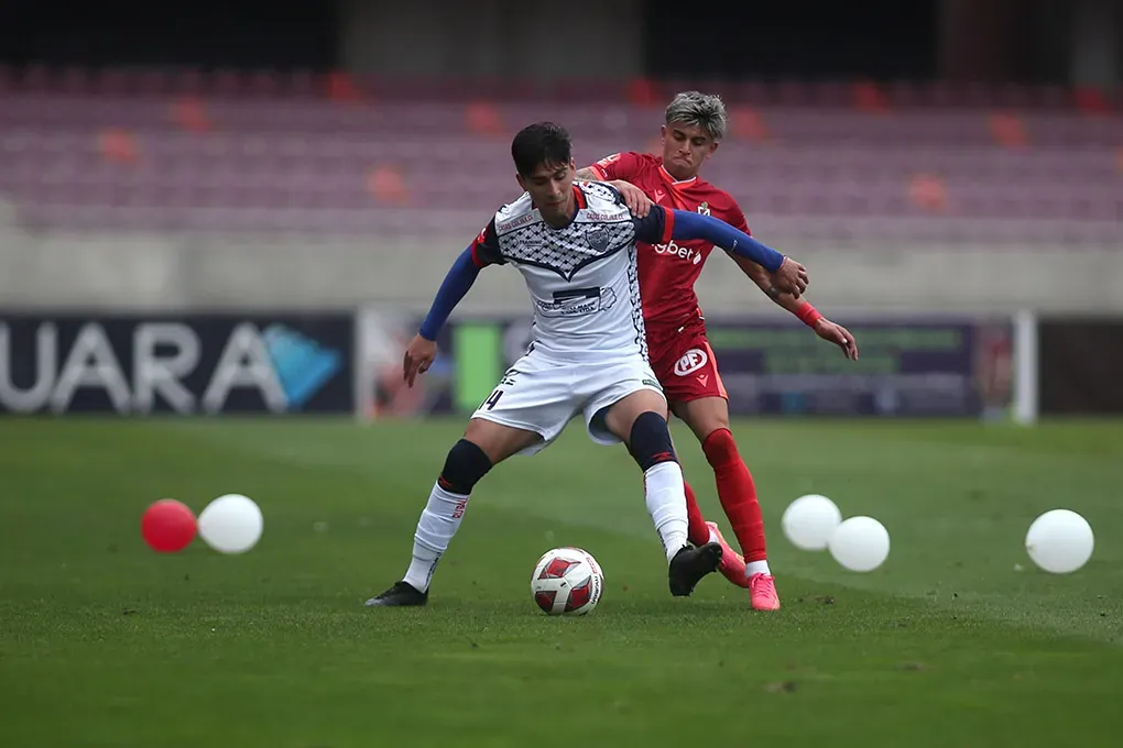 Los granates vuelven a la punta ante su gente en la Primera B. Foto: Hernán Contreras/Campeonatochileno.cl