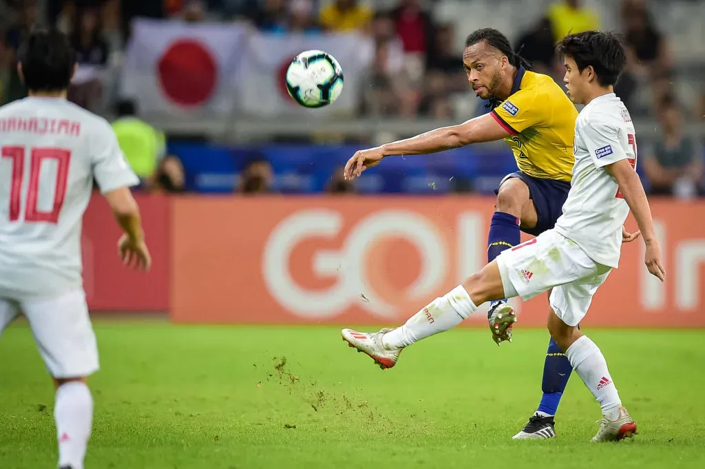 Arturo Mina con el seleccionado ecuatoriano. (Foto: Getty)