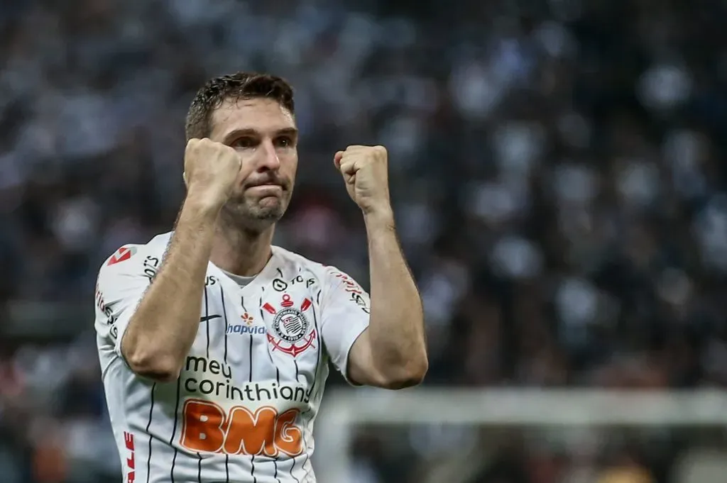 Foto: Marcello Zambrana/AGIF – Boselli defendeu o Corinthians entre 2019 e 2021