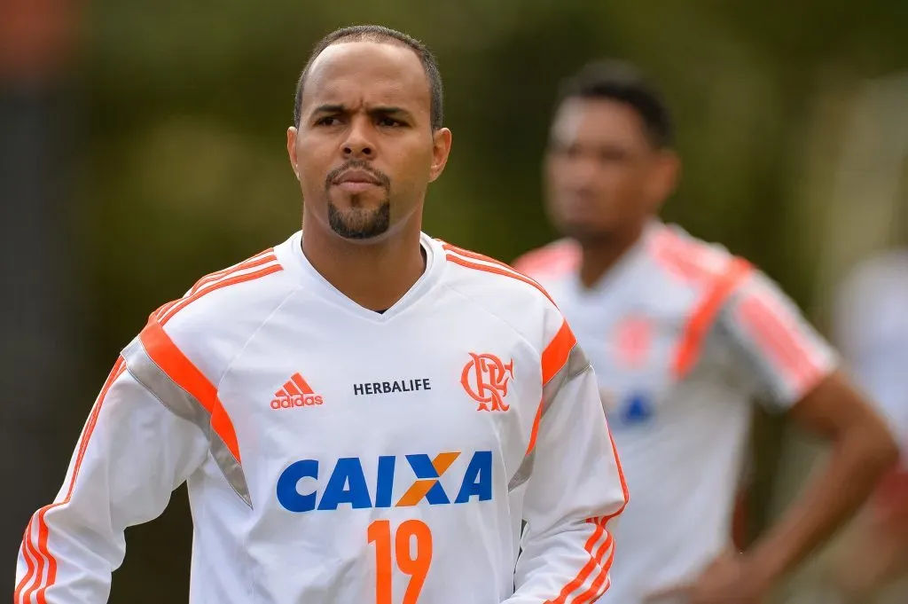 Caixa Econômica já patrocinou o Flamengo na década passada e pode voltar ao futebol – Foto: Pedro Martins/AGIF