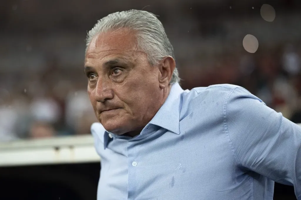 Tite técnico do Flamengo durante partida contra o Bragantino no estádio Maracanã pelo campeonato Brasileiro. Foto: Jorge Rodrigues/AGIF