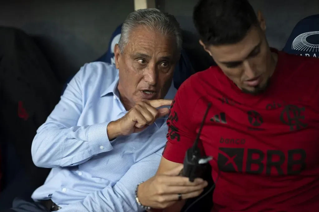 Tite tecnico do Flamengo durante partida contra o Bragantino no estadio Maracana pelo campeonato Brasileiro A 2023. Jorge Rodrigues/AGIF