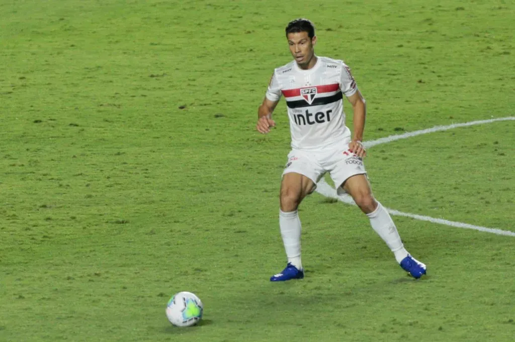 Hernanes jogador do São Paulo durante partida contra o Grêmio no estádio Morumbi pelo campeonato Copa do Brasil 2020. Foto: Marcello Zambrana/AGIF