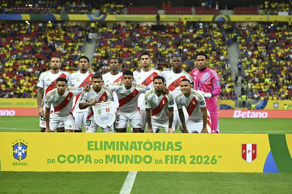 Selección Peruana en su último partido por Eliminatoria. (Foto: IMAGO).