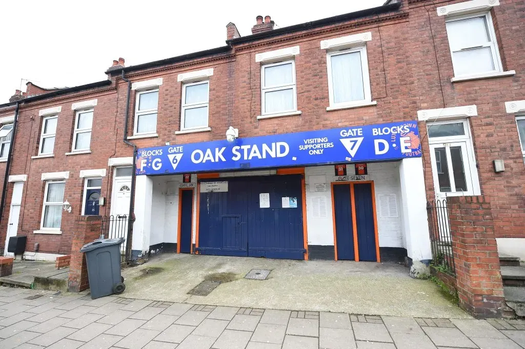 Accesos al Kenilworth Road (Foto: Tony Marshall/Getty Images)