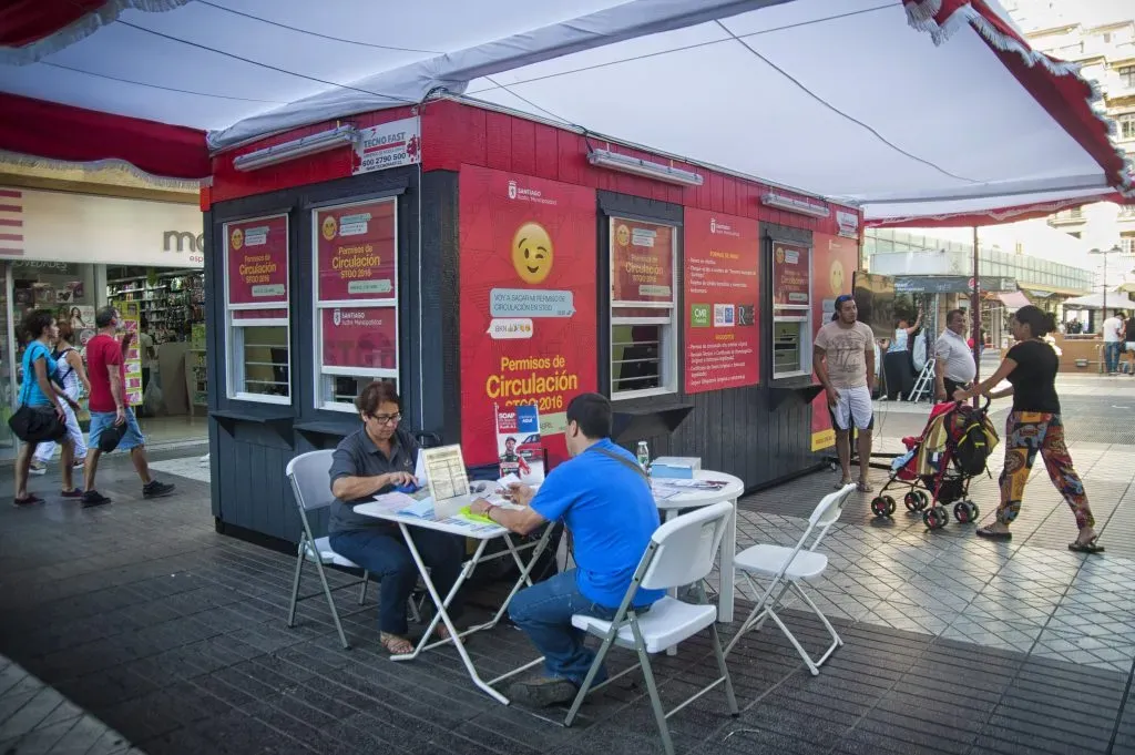 Las municipalidades habilitan lugares para pagar el Permiso de Circulación. Imagen: Aton.