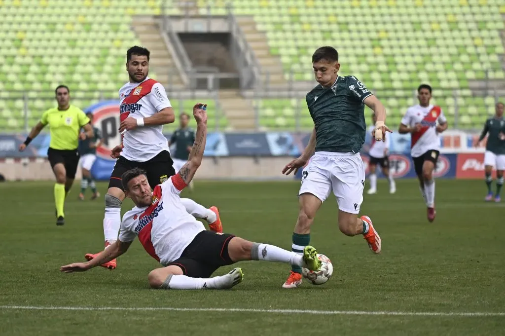 Wanderers viene de empatar ante Curicó Unido. Foto: Jose Veas/Photosport