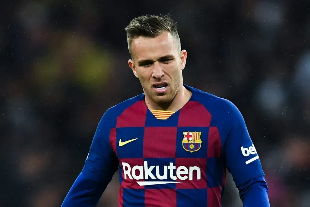 Arthur Melo of FC Barcelona looks on during the Liga match between Real Madrid CF and FC Barcelona at Estadio Santiago Bernabeu on March 01, 2020 in Madrid, Spain. (Photo by David Ramos/Getty Images)