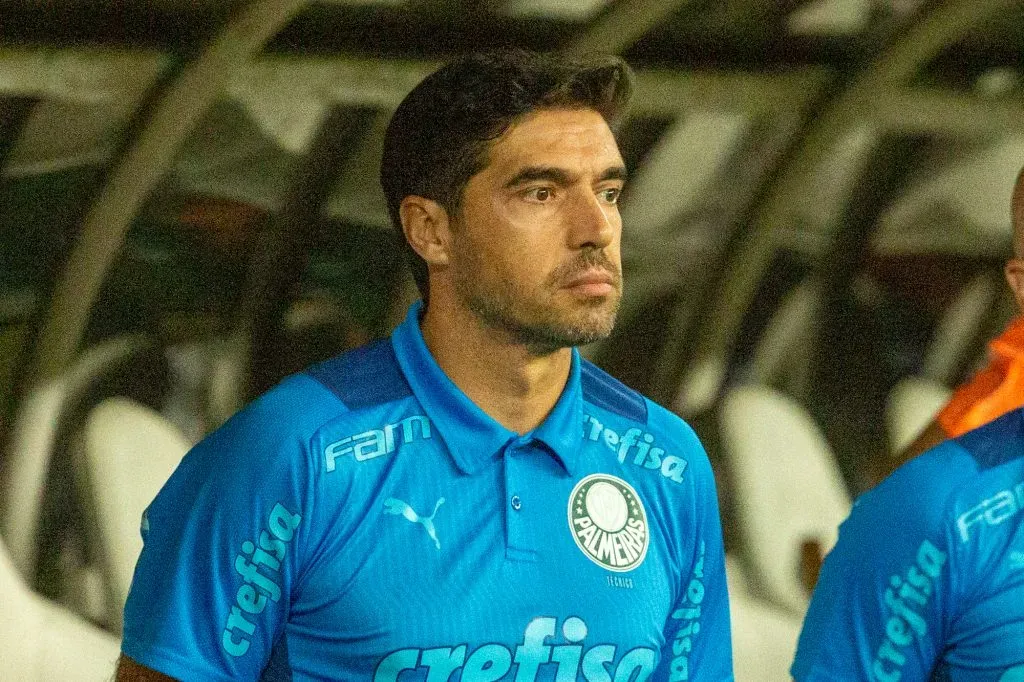 CE – FORTALEZA – 31/05/2023 – COPA DO BRASIL 2023, FORTALEZA X PALMEIRAS – Abel Ferreira tecnico do Palmeiras durante partida contra o Fortaleza no estadio Arena Castelao pelo campeonato Copa do Brasil 2023. Foto: Lucas Emanuel/AGIF