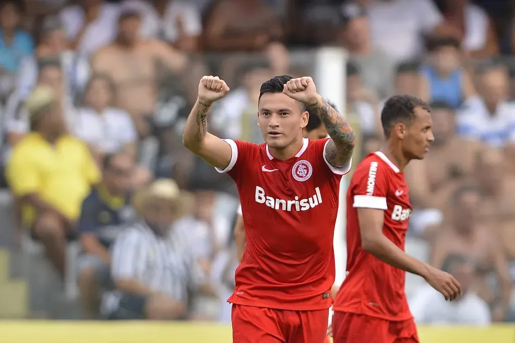 Foto: Mauro Horita/AGIF – Aránguiz: chileno deve voltar a vestir a camisa do Colorado em breve