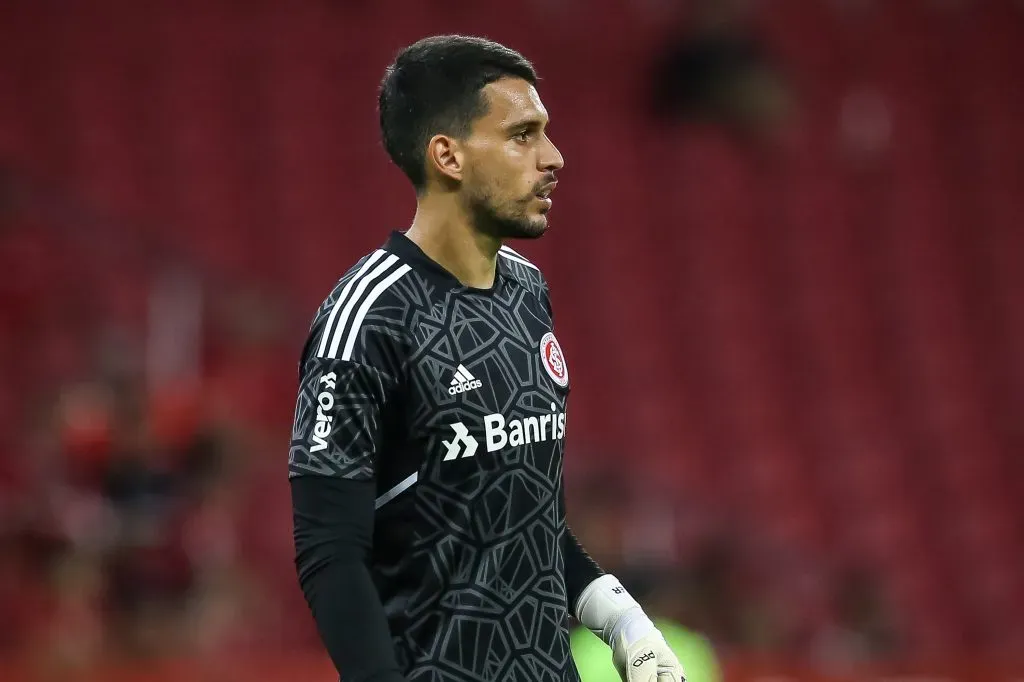 Pedro H. Tesch/AGIF – Goleiro perdeu a titularidade após sequência negativa na meta colorada