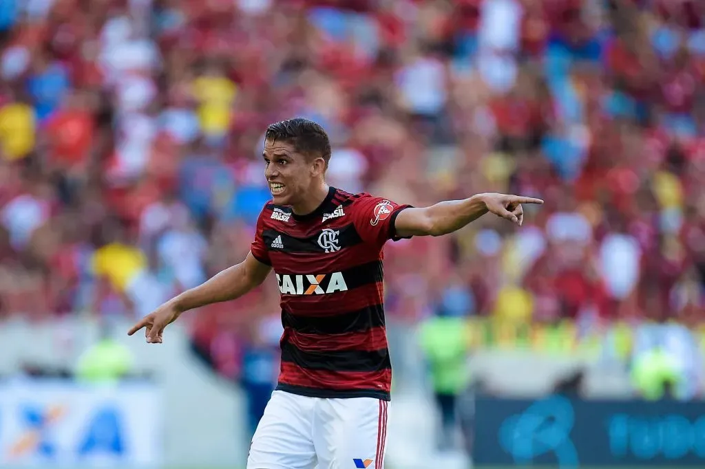 Foto: Thiago Ribeiro/AGIF – Cuéllar foi bem jogando pelo Flamengo.