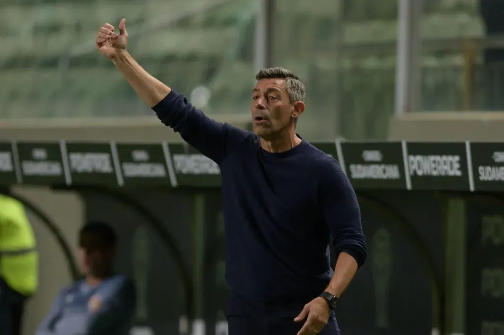 Pedro Caixinha, técnico do Bragantino, faz um trabalho notável e para Neto, será o próximo técnico do Palmeiras. Foto: Alessandra Torres/AGIF