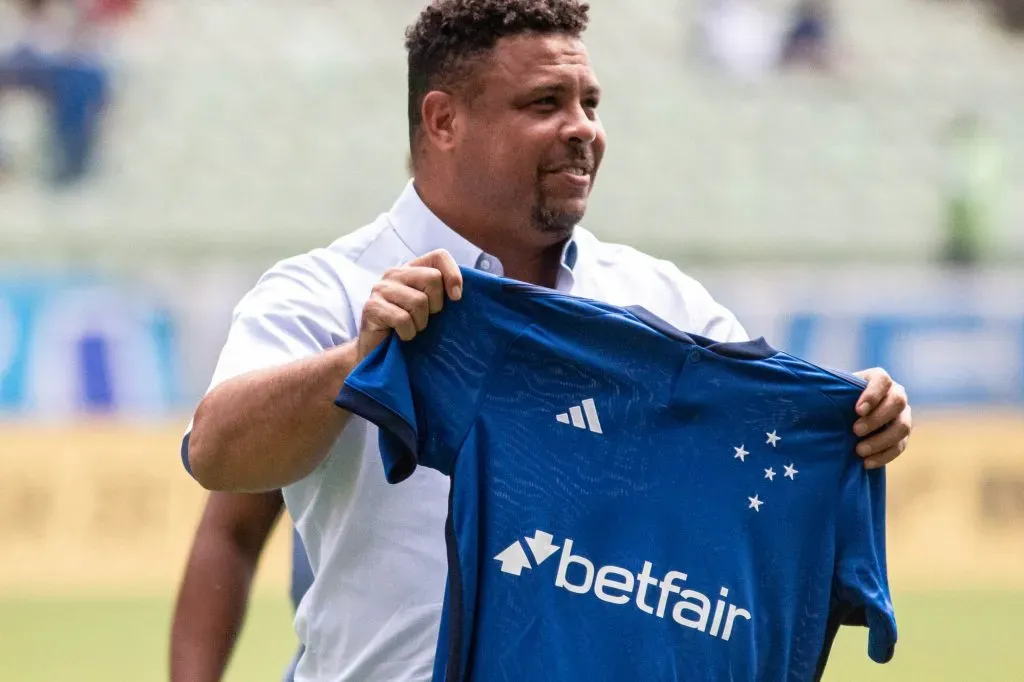 Ronaldo quer tirar o Cruzeiro dessa situação – Foto: Fernando Moreno/AGIF.