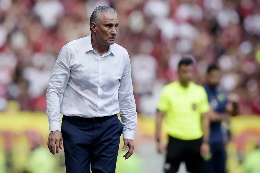 Tite , técnico do Flamengo durante partida contra o Cuiabá no estádio Maracanã. Foto: Alexandre Loureiro/AGIF