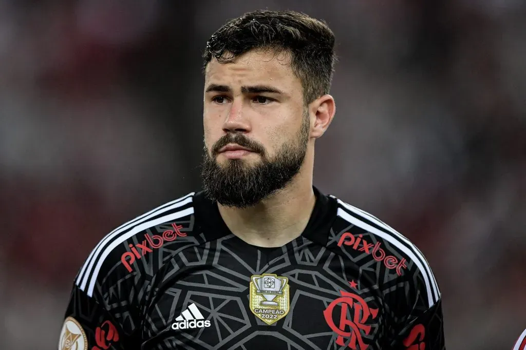 Matheus Cunha pode ser ‘culpado’ por permanência de jogador contestado no Flamengo – Foto: Thiago Ribeiro/AGIF