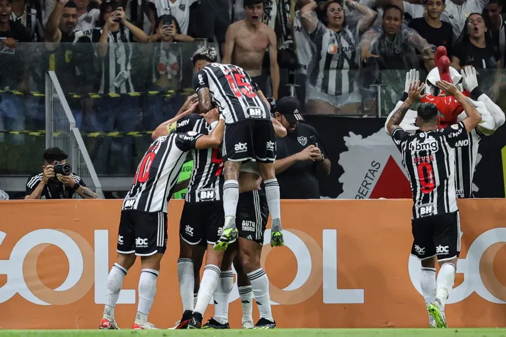 Jogadores do Atlético comemorando. Foto: Gilson Lobo/AGIF