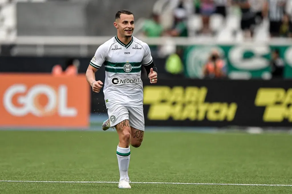 Bruno Gomes era um desejo do Santos para reforçar o elenco para a temporada. Foto: Thiago Ribeiro/AGIF