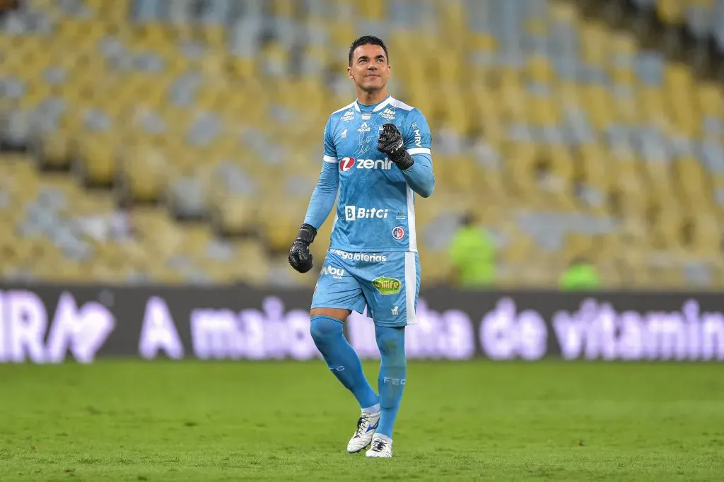 Felipe Alves em 2021 com a camisa do Fortaleza. Foto: Thiago Ribeiro/AGIF